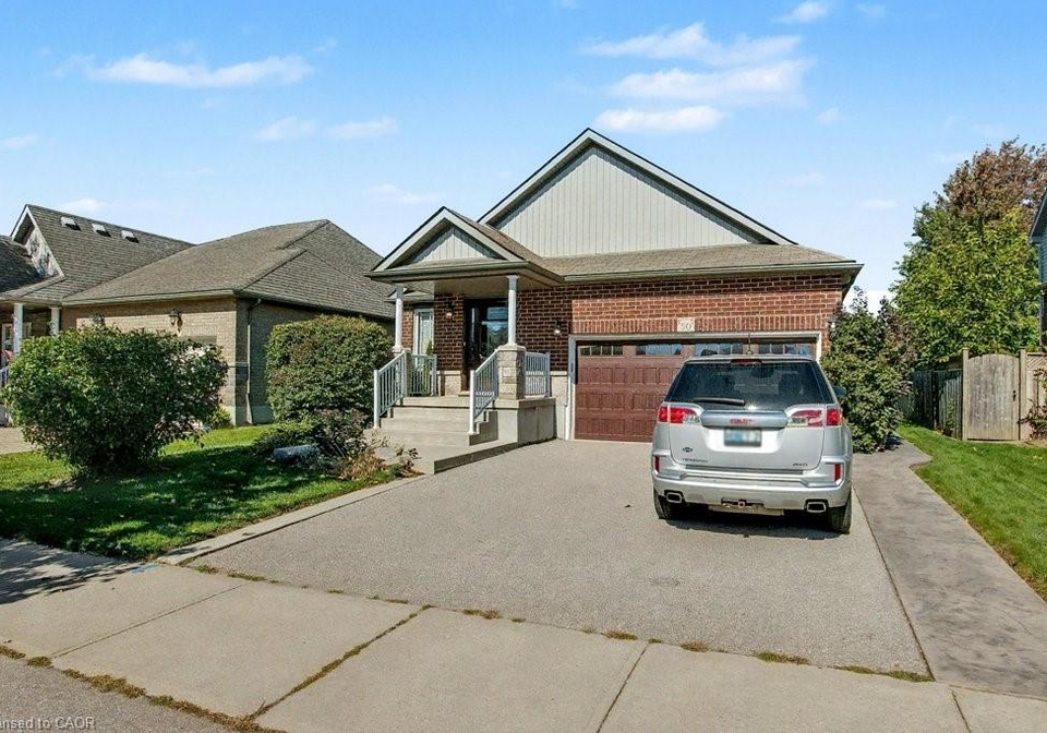 50-marriott-place-paris-ontario-40776541