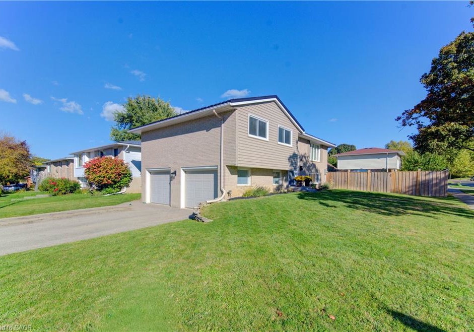 292-parkmount-drive-waterloo-ontario-40776543