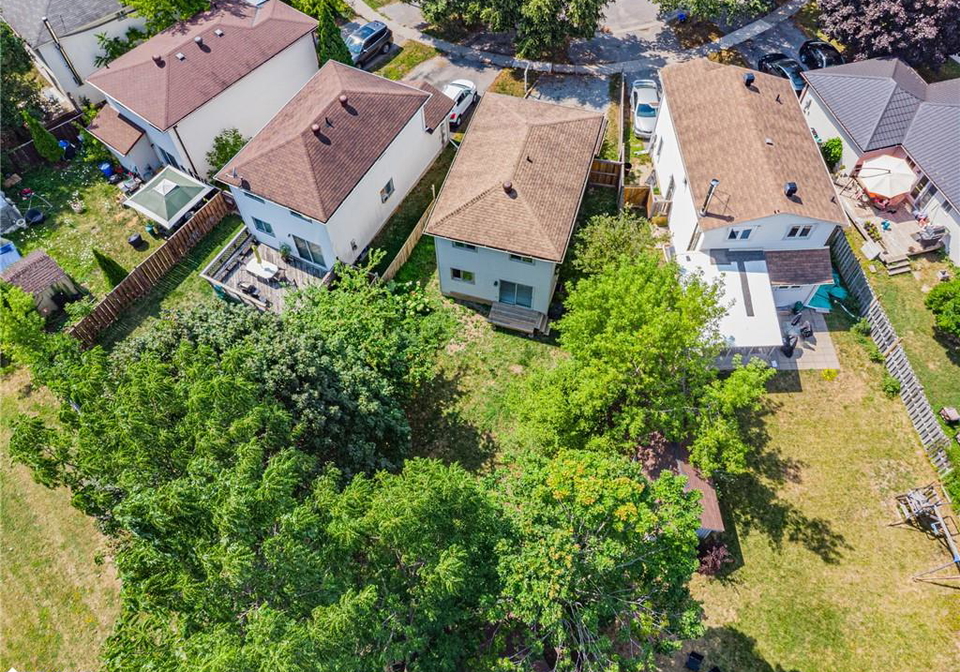 49-laurie-crescent-barrie-ontario-40776566