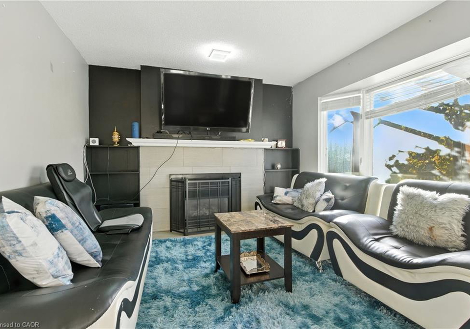 200-woodhaven-place-hamilton-ontario-40776587
