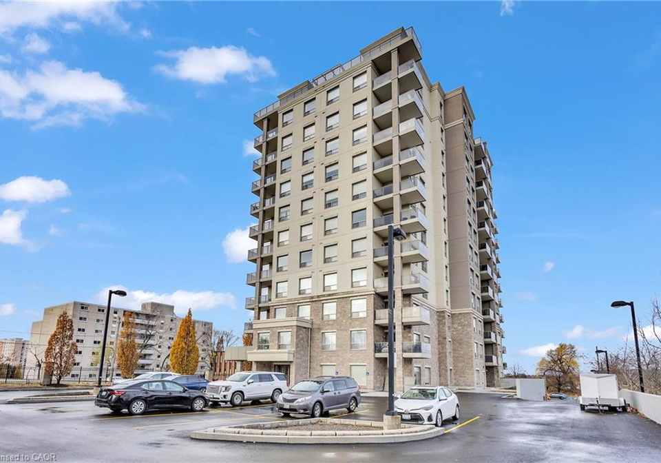 223-erb-street-w-waterloo-ontario-40776649