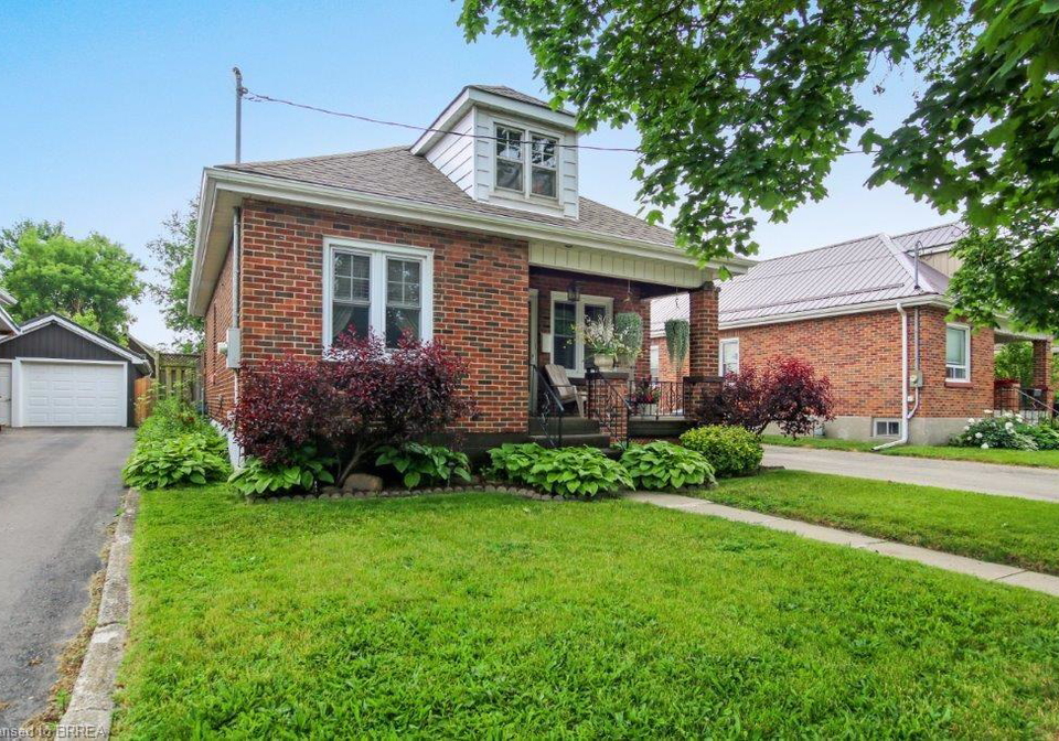 19-alice-street-brantford-ontario-40776975