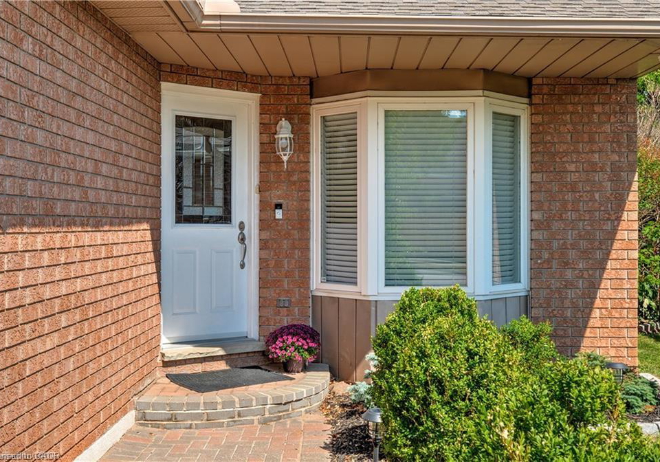2181-cleaver-avenue-burlington-ontario-40777075