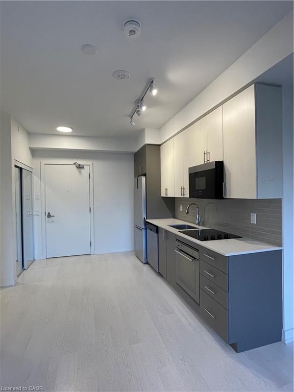 415-main-street-w-hamilton-ontario-40777108