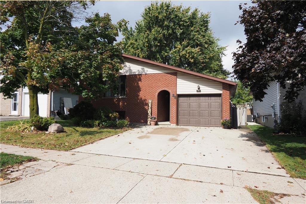 51-memory-lane-cambridge-ontario-40777112
