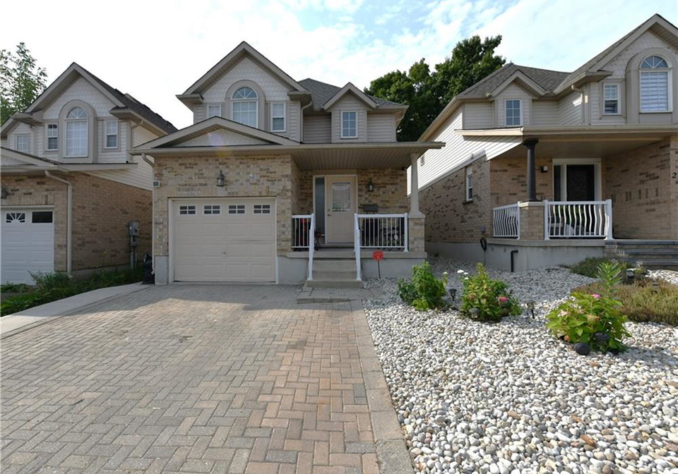 260-bridlewreath-street-kitchener-ontario-40777143