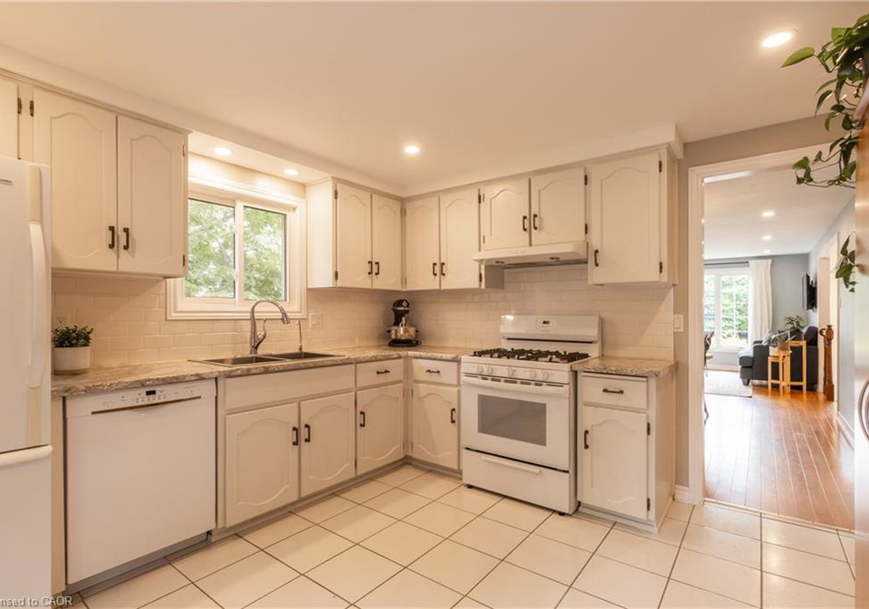 245-stephanie-drive-guelph-ontario-40777150