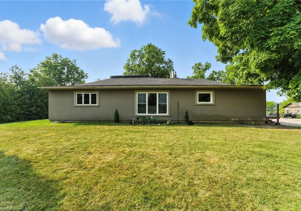 742-conc-14-walpole-hagersville-ontario-40777156