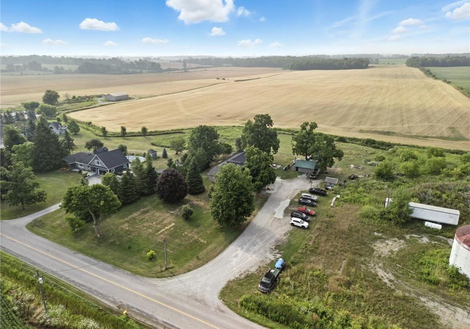 742-conc-14-walpole-hagersville-ontario-40777156