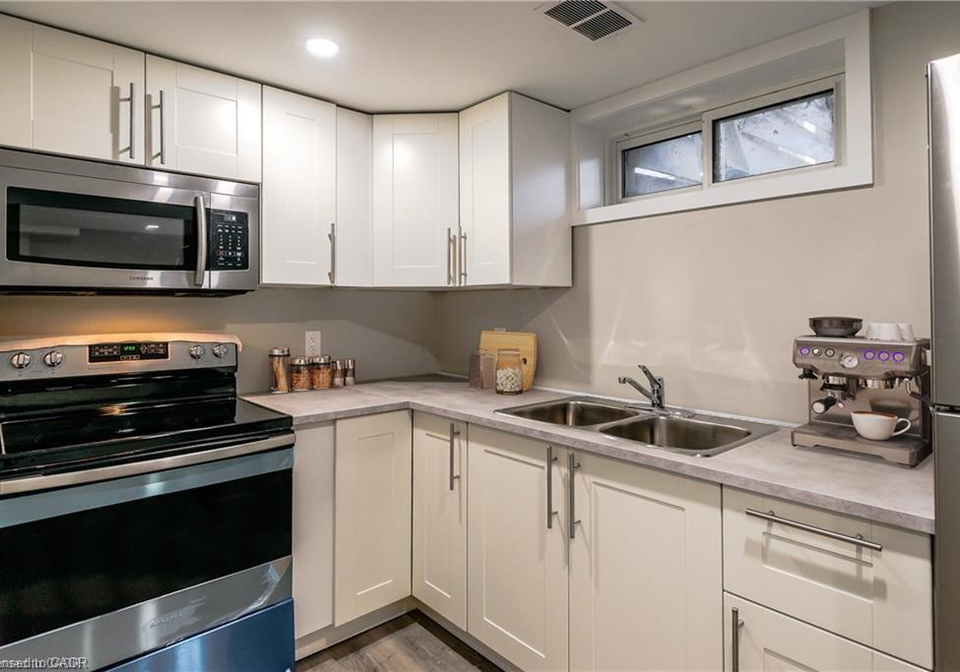 12-karen-avenue-st-catharines-ontario-40777166