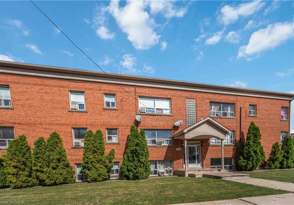 2189-king-street-e-hamilton-ontario-40777318