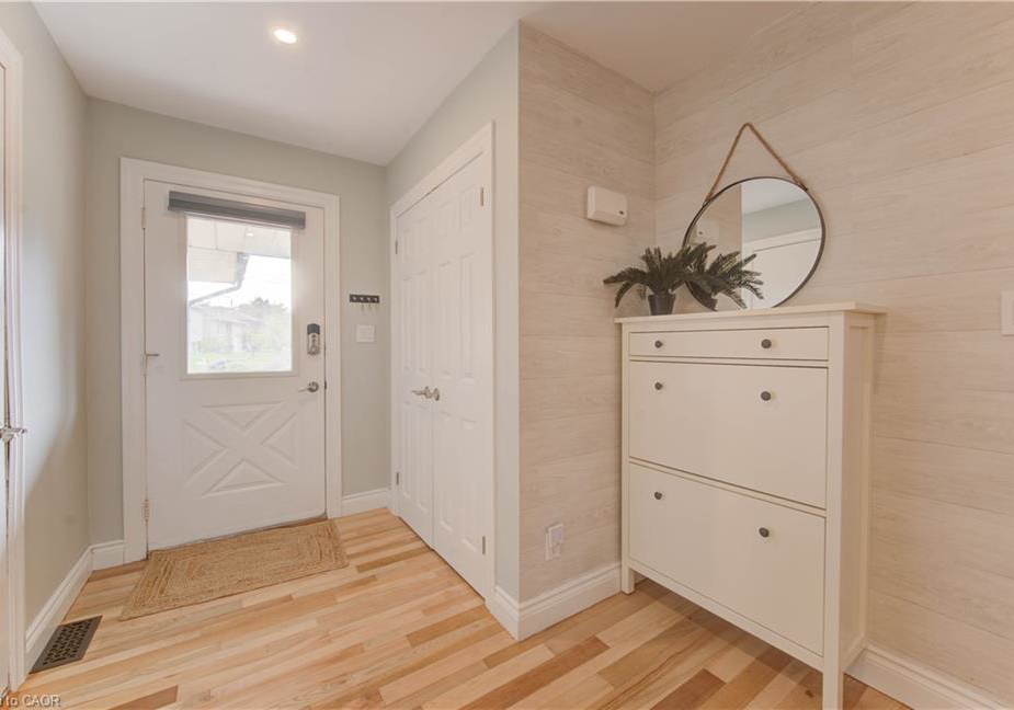 84-montana-crescent-kitchener-ontario-40777366
