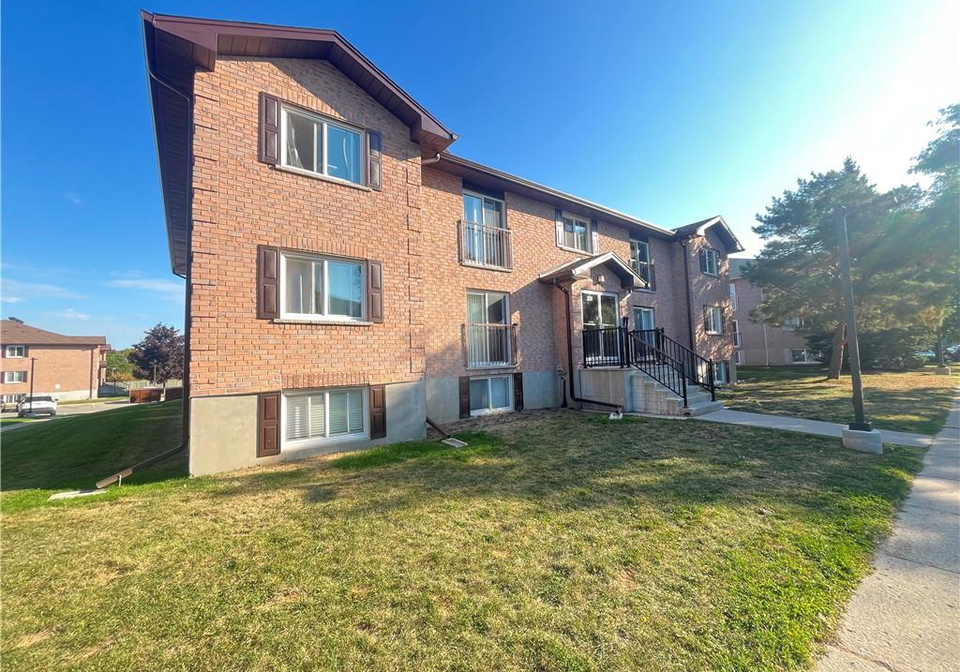 331-northlake-drive-waterloo-ontario-40777453