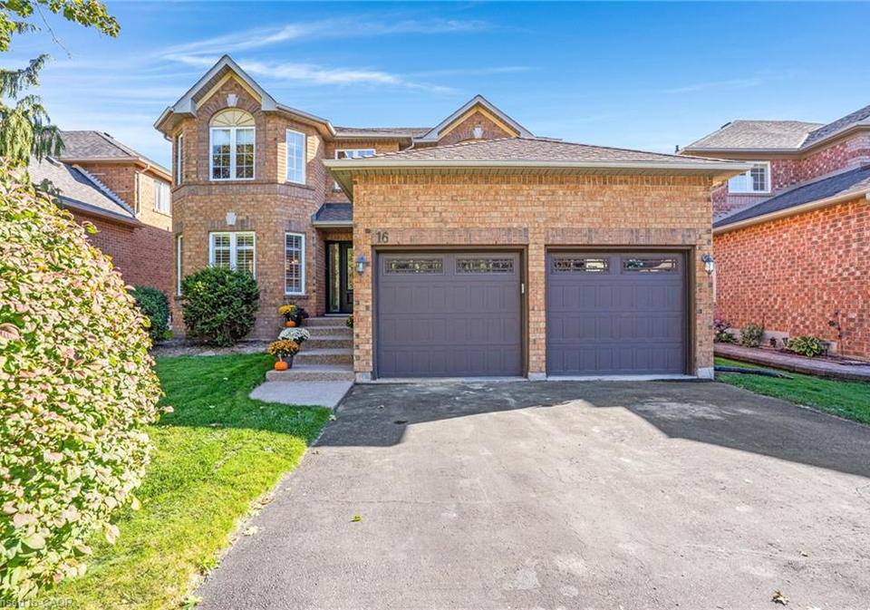 16-canning-crescent-cambridge-ontario-40777520