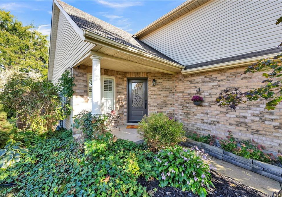 10-joshua-court-plattsville-ontario-40777531
