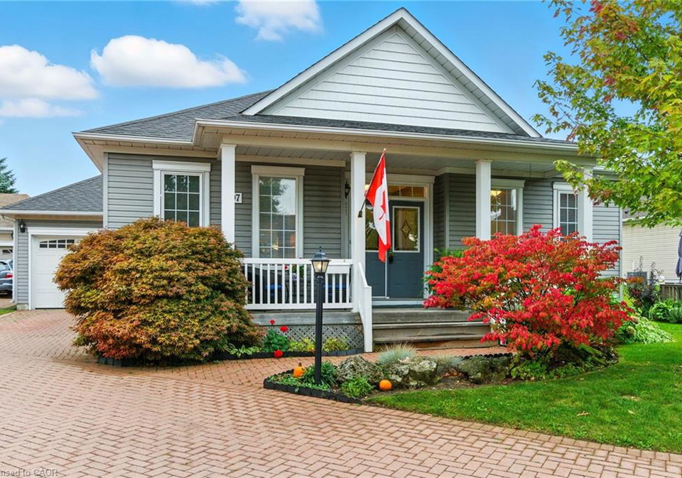 297-silverbirch-boulevard-mount-hope-ontario-40777534