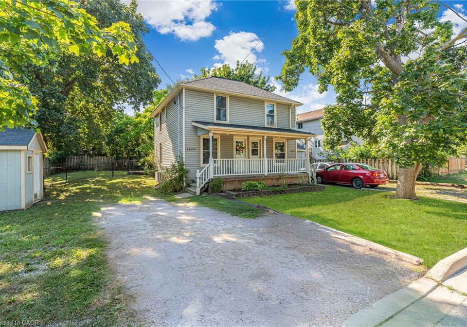 4220-hixon-street-beamsville-ontario-40777546