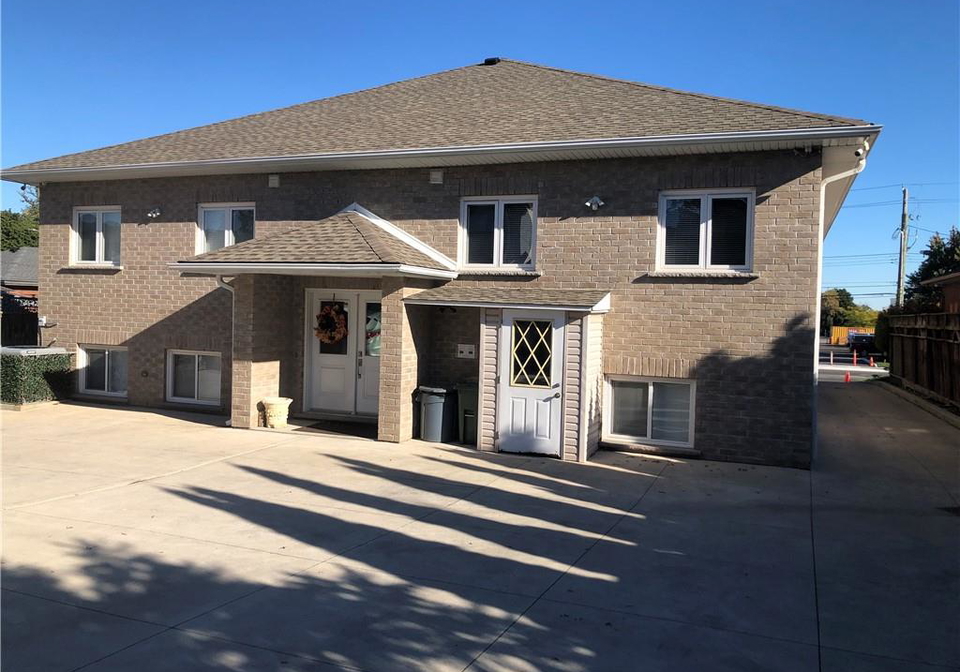 1a-509-mohawk-road-w-hamilton-ontario-40777575