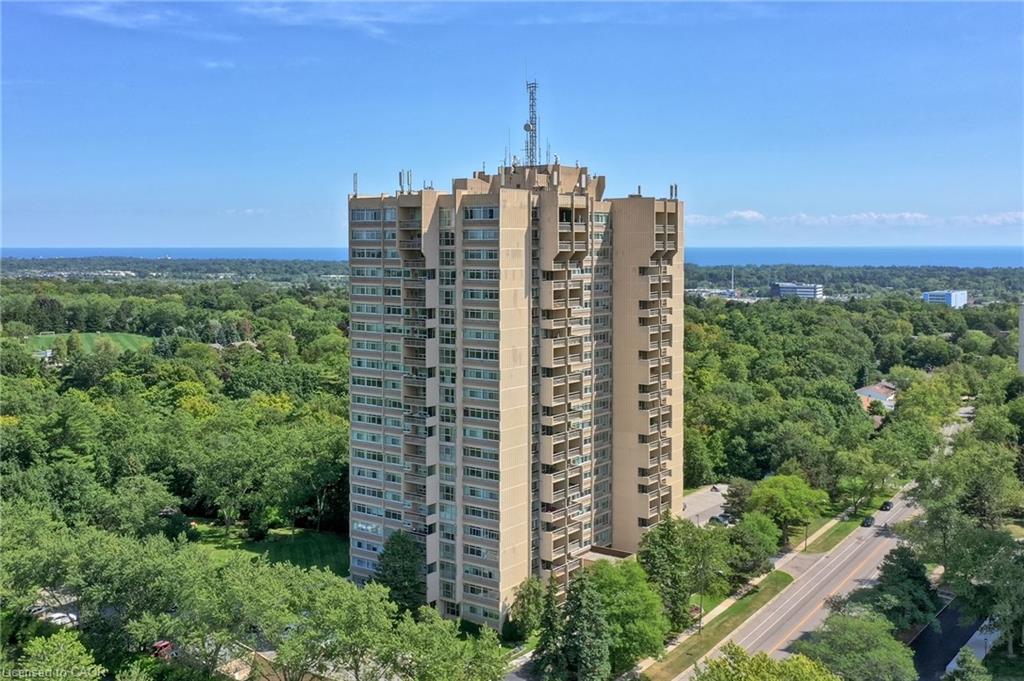 1359-white-oaks-boulevard-oakville-ontario-40777619