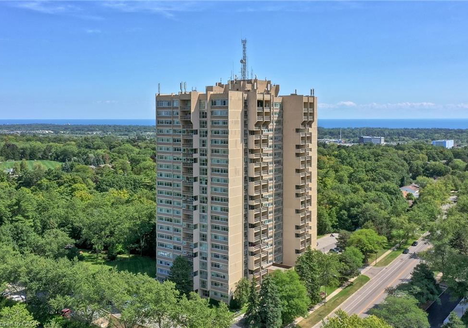 1359-white-oaks-boulevard-oakville-ontario-40777619