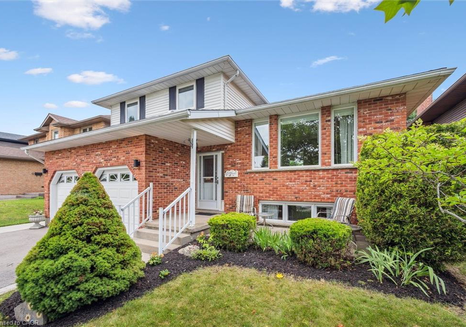 21-old-colony-trail-guelph-ontario-40777629