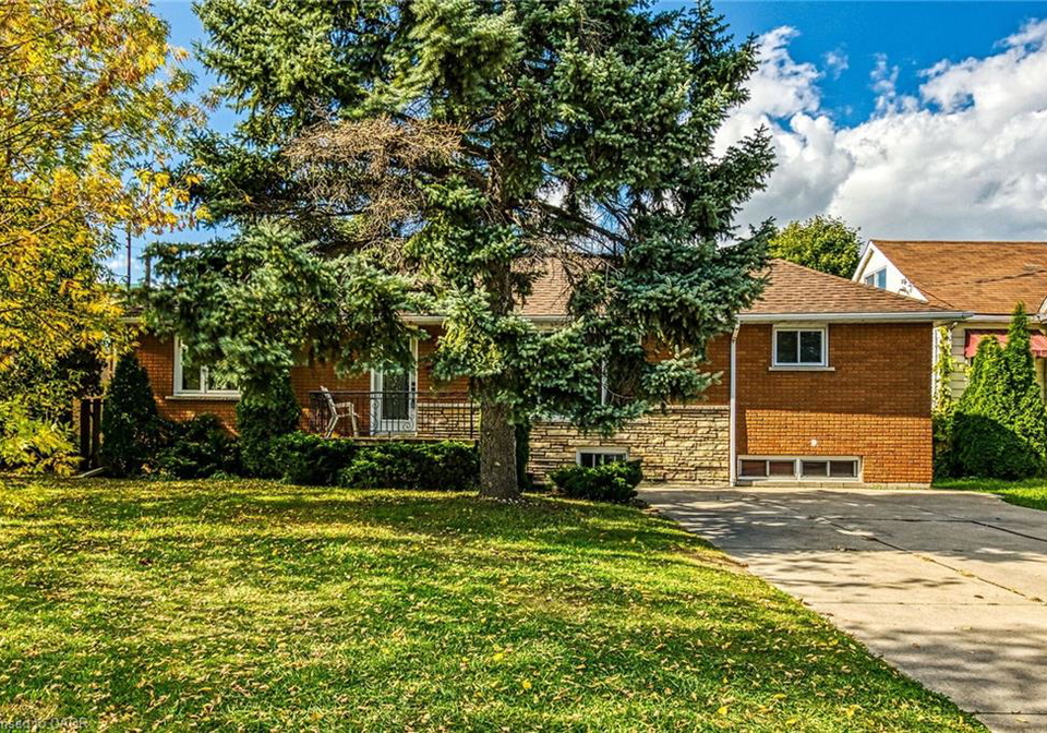 1008-upper-wellington-street-hamilton-ontario-40777646
