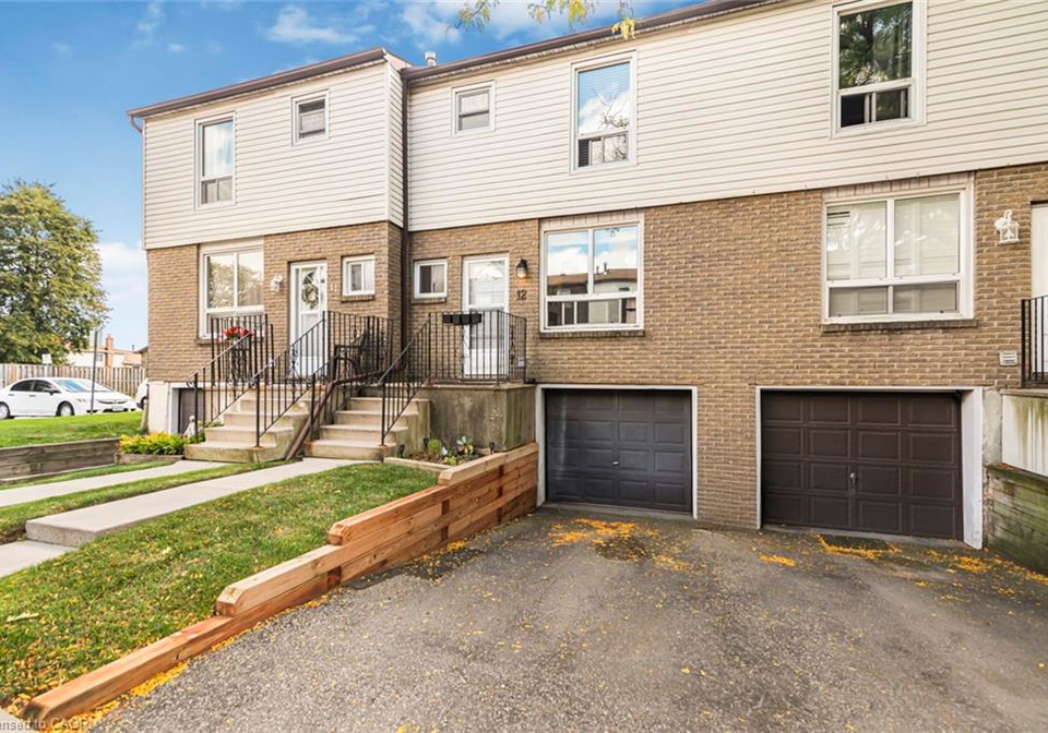1301-upper-gage-avenue-hamilton-ontario-40777698