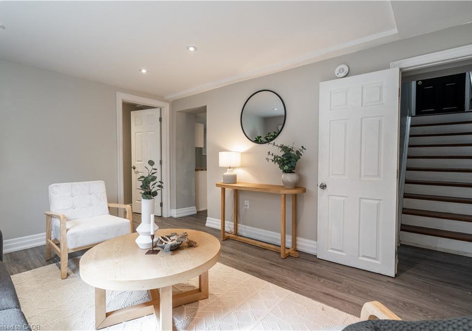 34-briarwood-crescent-hamilton-ontario-40777742