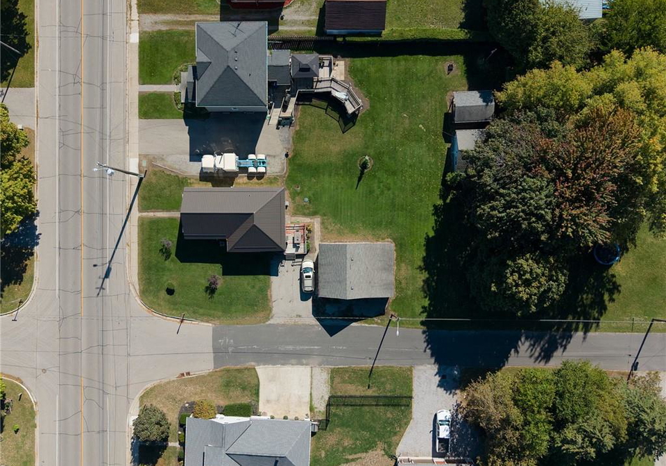 8-queen-street-langton-ontario-40777755