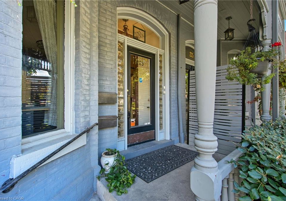 223-bay-street-s-hamilton-ontario-40777845