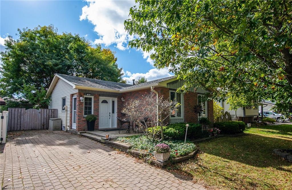 19-keewatin-avenue-kitchener-ontario-40777889