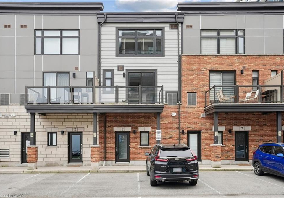 5-esplanade-lane-grimsby-ontario-40777913