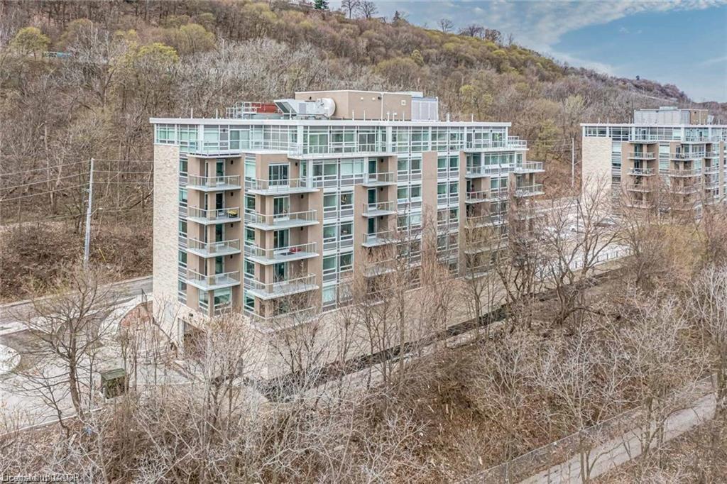 479-charlton-avenue-e-hamilton-ontario-40777926