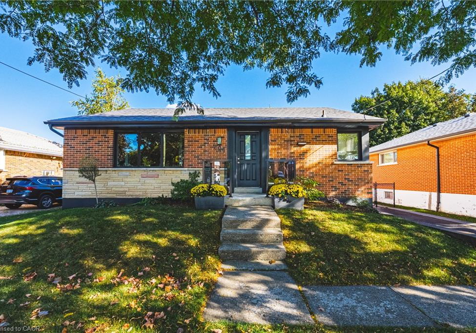 204-fernwood-crescent-hamilton-ontario-40778067