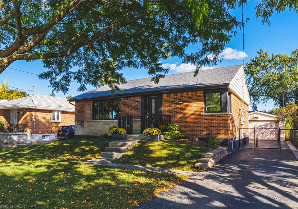 204-fernwood-crescent-hamilton-ontario-40778067