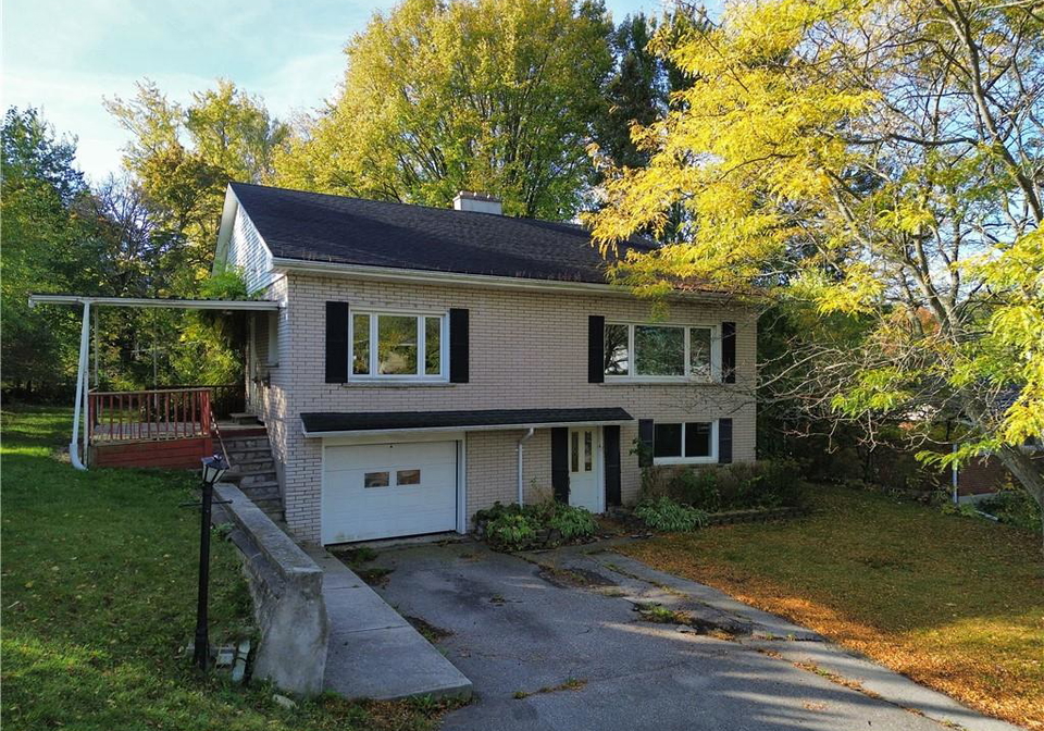 50-charlton-crescent-simcoe-ontario-40778208