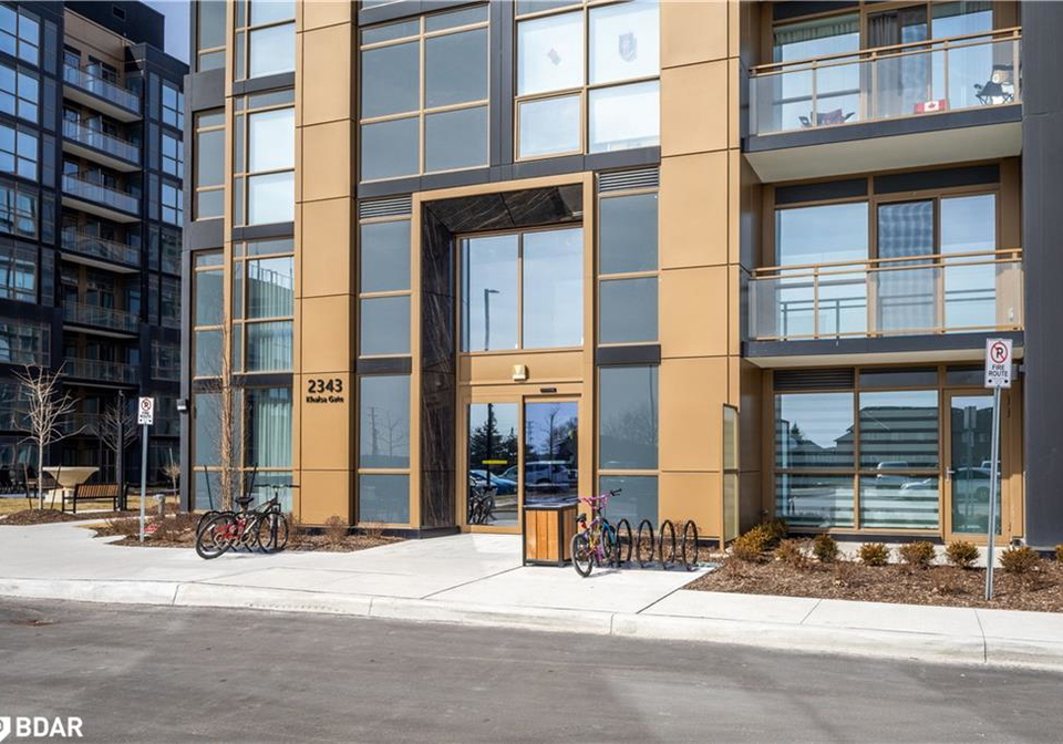 2343-khalsa-gate-oakville-ontario-40778228