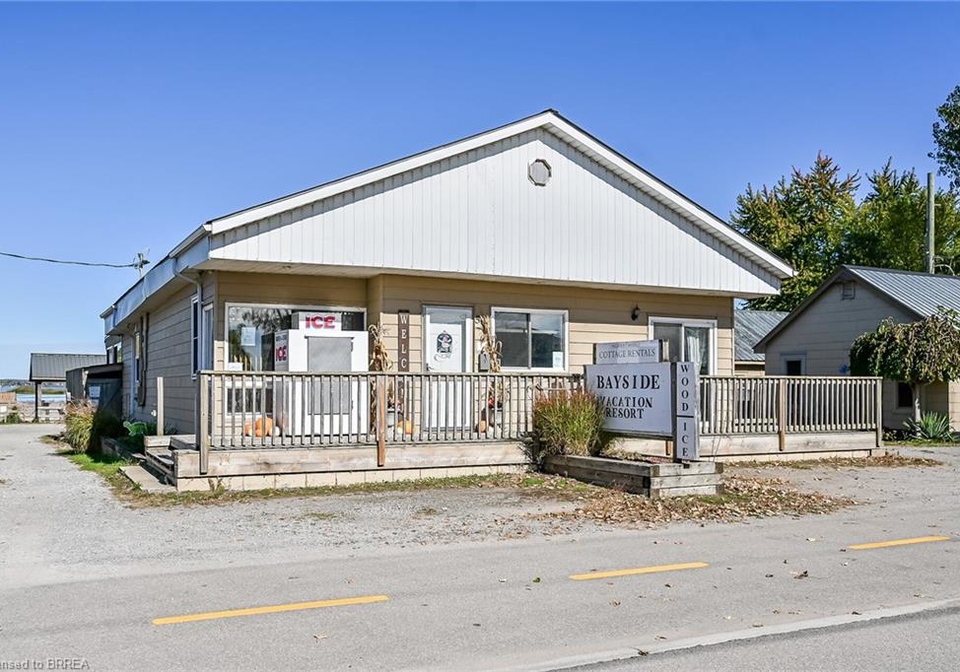 48-50-erie-boulevard-long-point-ontario-40778268