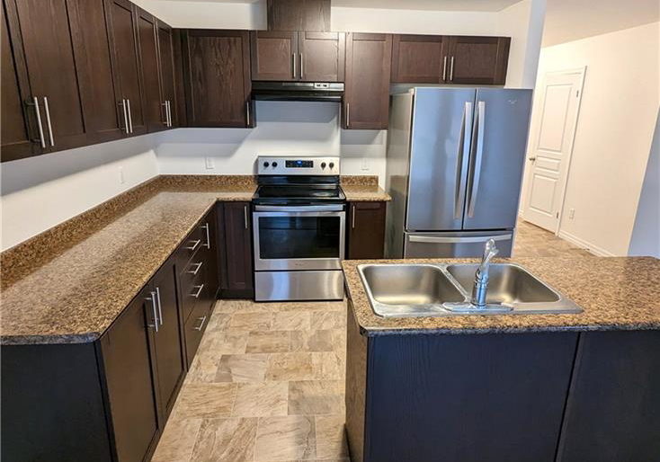 54-renfrew-street-kitchener-ontario-40778269