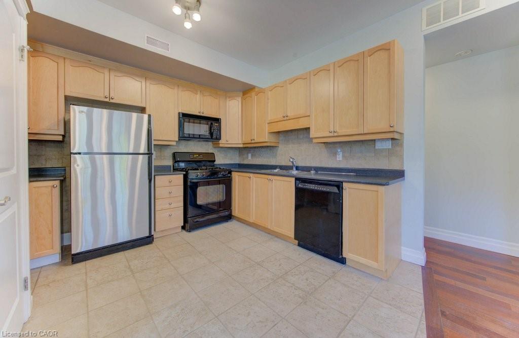 555-king-street-e-kitchener-ontario-40778273