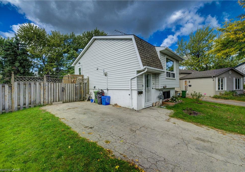 36-lamb-court-hamilton-ontario-40778447