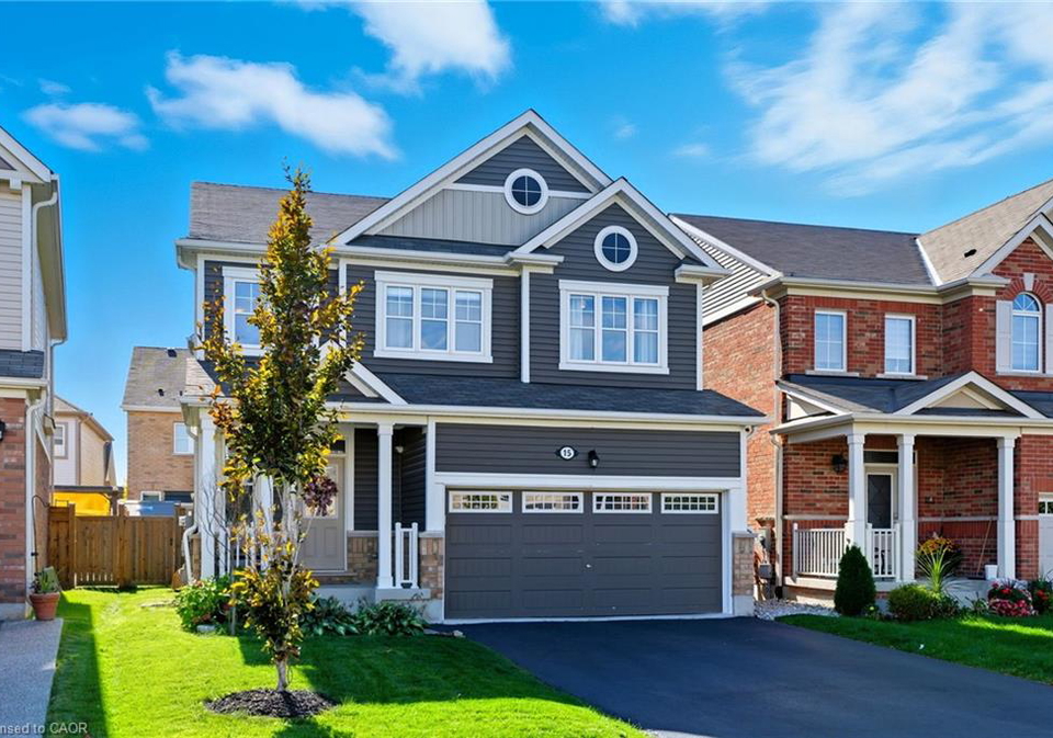15-bastia-street-waterdown-ontario-40778455