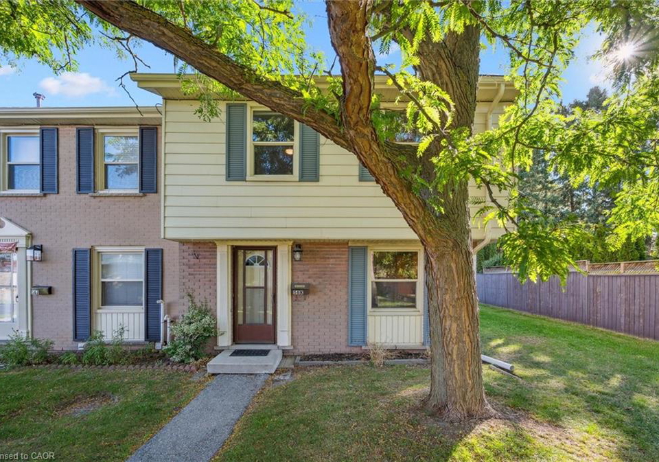 56-montcalm-drive-kitchener-ontario-40778477