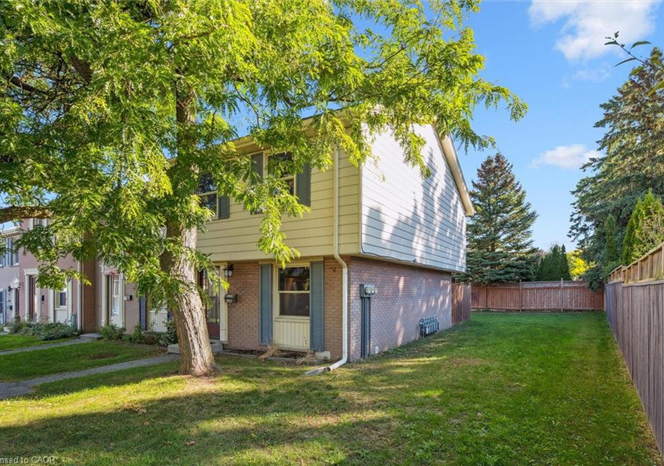 56-montcalm-drive-kitchener-ontario-40778477