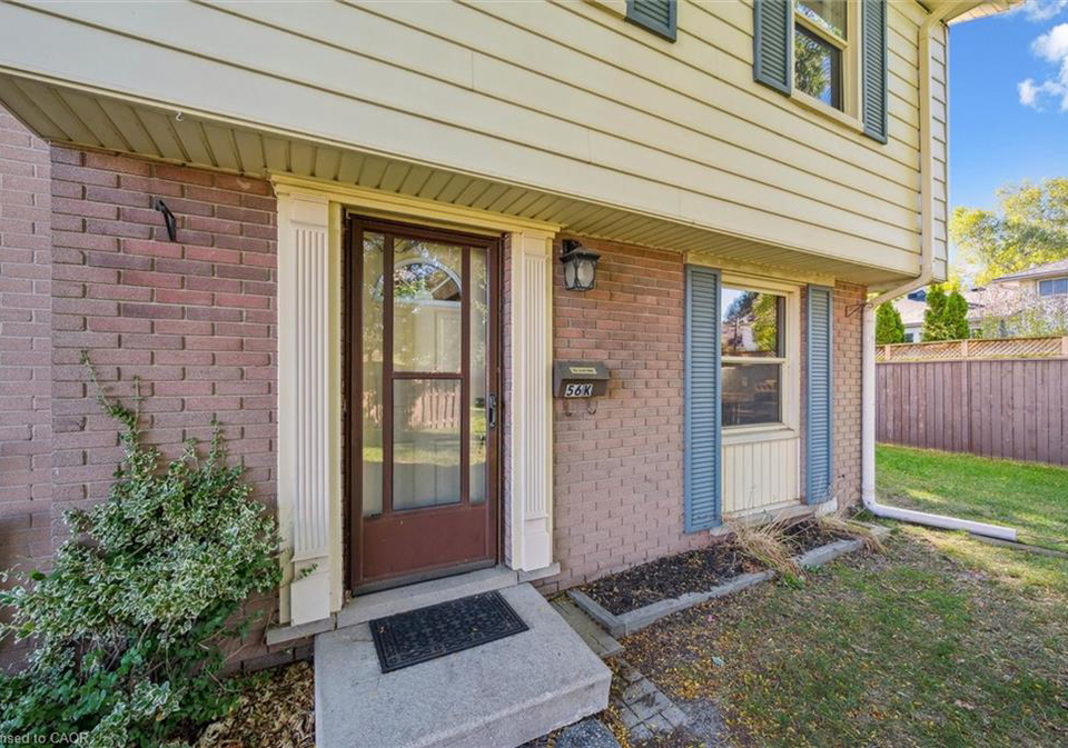 56-montcalm-drive-kitchener-ontario-40778477