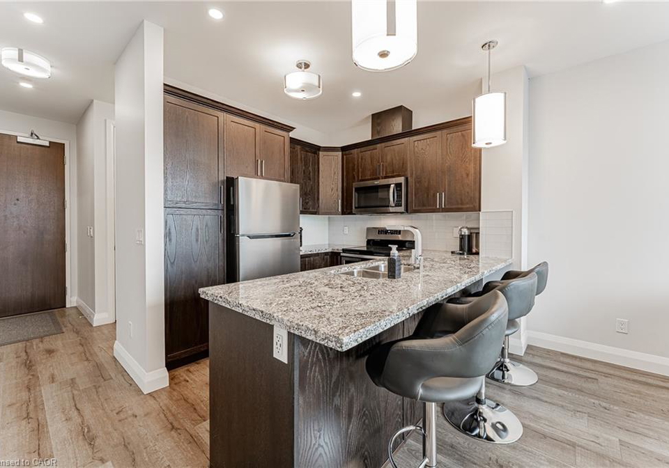 101-locke-street-s-hamilton-ontario-40778502