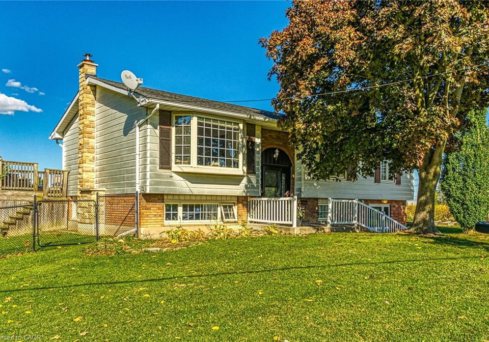 8462-white-church-road-e-glanbrook-ontario-40778507