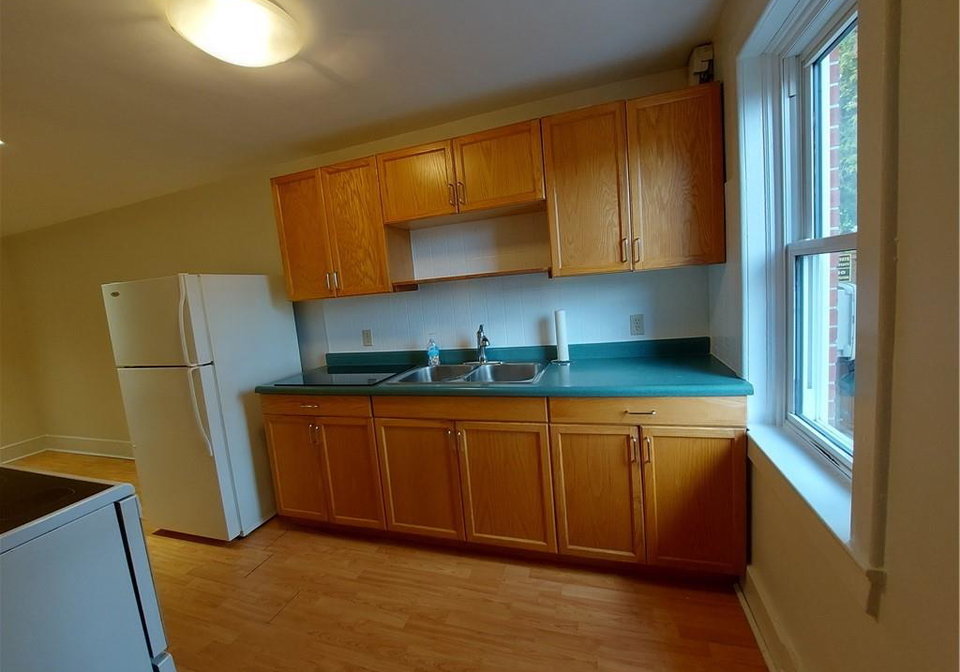 234-main-street-delhi-ontario-40778554