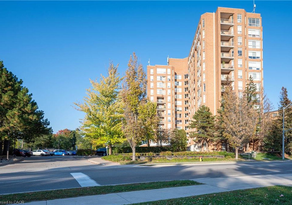 1414-king-street-e-kitchener-ontario-40778556