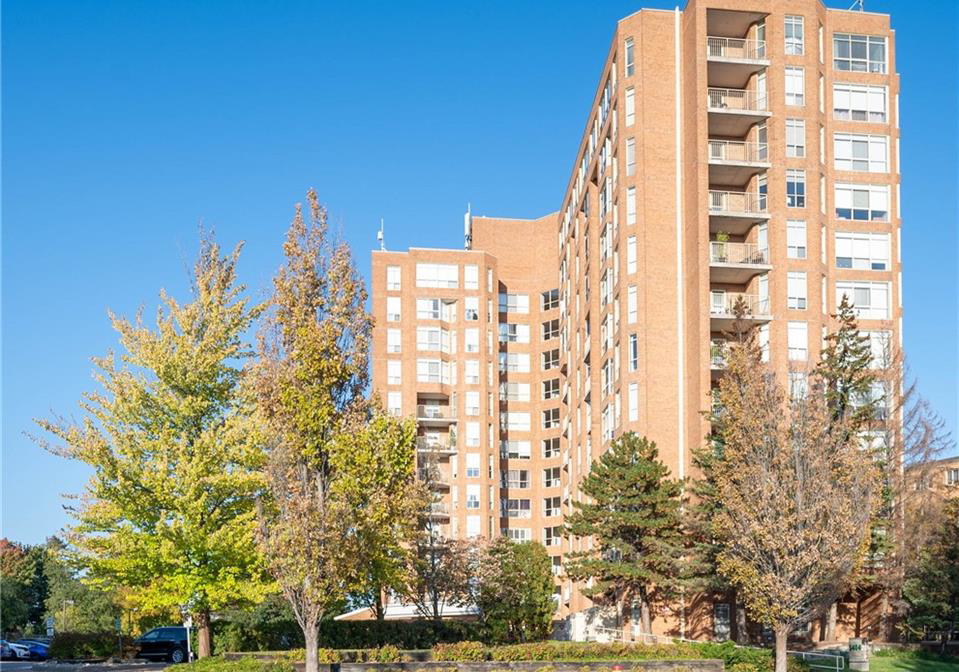 1414-king-street-e-kitchener-ontario-40778556